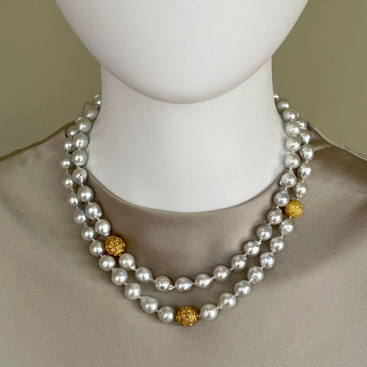 ELLEN HOFFMAN DESIGNS 18K GOLD SOUTH SEA WHITE OFF ROUND PEARLS WITH VINTAGE ACCENTS NECKLACE